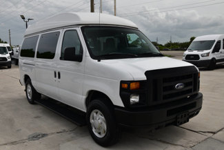 Used 2009 Ford E-150 and Econoline 150 Wagon image 1