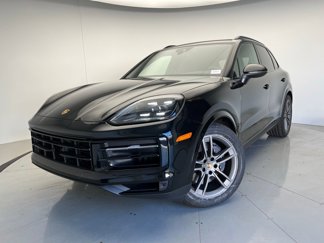 Certified 2024 Porsche Cayenne image 1