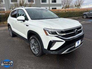Used 2022 Volkswagen Taos SEL image 1