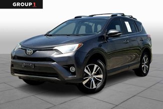 Used 2017 Toyota RAV4 XLE image 1