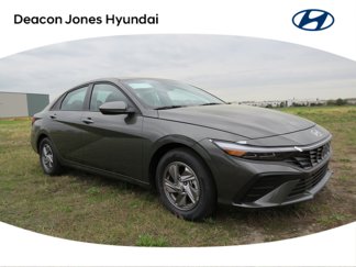 New 2025 Hyundai Elantra SE image 1