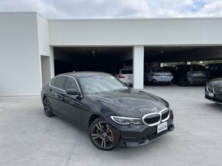 Certified 2022 BMW 330i Sedan w/ Premium Package 2 image 1