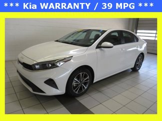 Used 2024 Kia Forte LXS image 1