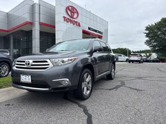 Used 2013 Toyota Highlander Limited image 1