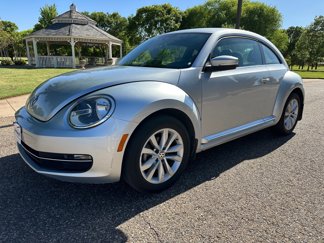Used 2013 Volkswagen Beetle TDI image 1
