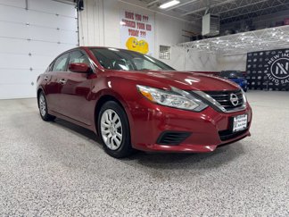 Used 2016 Nissan Altima 2.5 S w/ Power Driver Seat Package image 1