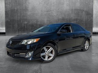 Used 2012 Toyota Camry SE image 1