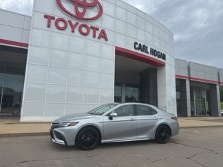 Used 2023 Toyota Camry XSE image 1