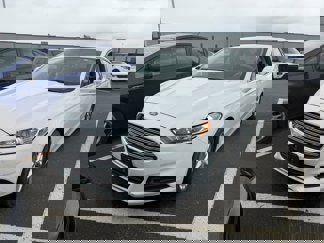 Used 2015 Ford Fusion SE image 1