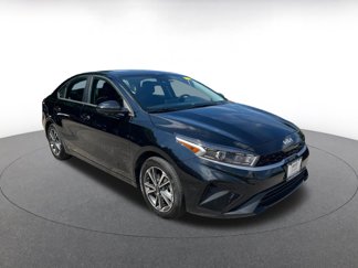 Used 2023 Kia Forte LXS image 1