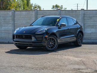 New 2025 Porsche Macan Turbo image 1