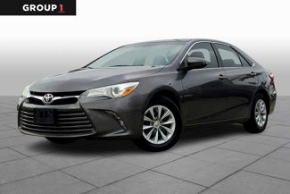 Used 2017 Toyota Camry LE image 1