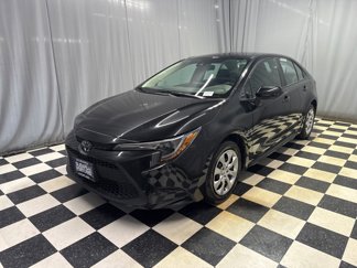 Used 2022 Toyota Corolla LE image 1