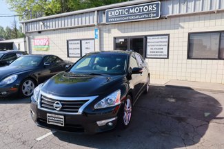Used 2013 Nissan Altima 3.5 SL image 1