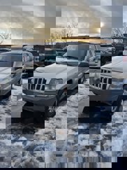 Used 2004 Jeep Grand Cherokee Laredo w/ Convenience Group image 1