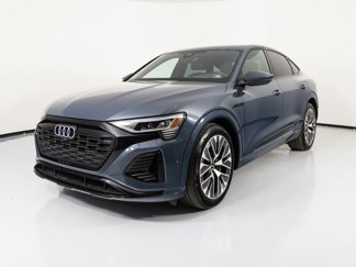 Used 2024 Audi Q8 e-tron Prestige image 1