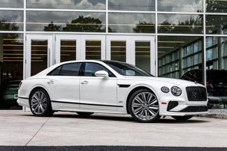 New 2025 Bentley Flying Spur Plug-In Hybrid image 1