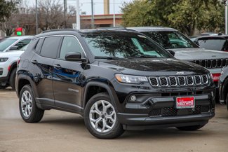 New 2025 Jeep Compass Latitude image 1