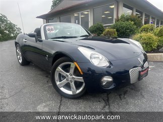 Used 2006 Pontiac Solstice Convertible w/ Premium Package image 1
