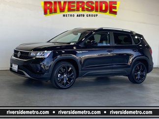 Used 2022 Volkswagen Taos SE image 1