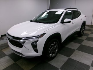 New 2025 Chevrolet Trax LT w/ Driver Confidence Package image 1