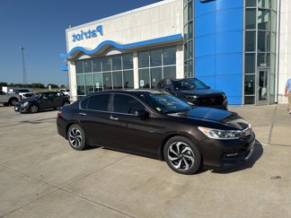 Used 2017 Honda Accord EX-L image 1