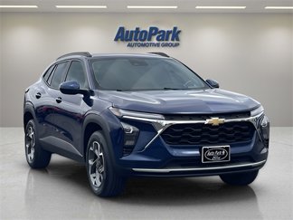 Used 2024 Chevrolet Trax LT w/ Driver Confidence Package image 1