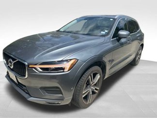 Used 2018 Volvo XC60 T5 Momentum w/ Convenience Package image 1