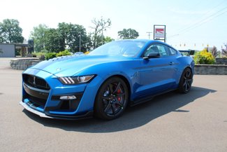 Used 2021 Ford Mustang Shelby GT500 w/ Carbon Fiber Track Pack image 1