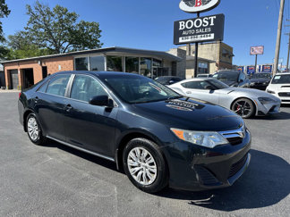 Used 2012 Toyota Camry LE image 1