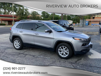 Used 2018 Jeep Cherokee Latitude Plus image 1