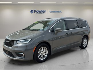 Used 2021 Chrysler Pacifica Touring-L w/ Uconnect Theater Family Group image 1