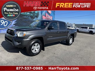 Used 2015 Toyota Tacoma 4x4 Double Cab image 1