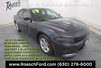 Used 2019 Dodge Charger SXT image 1