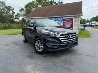 Used 2018 Hyundai Tucson SE image 1
