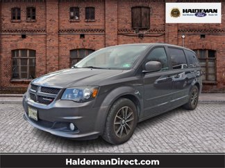 Used 2016 Dodge Grand Caravan R/T image 1