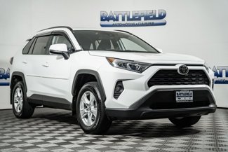 Used 2019 Toyota RAV4 XLE image 1