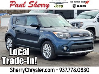 Used 2017 Kia Soul + image 1