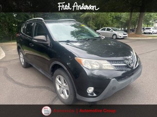 Used 2013 Toyota RAV4 XLE image 1