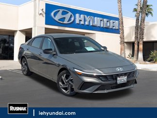 Certified 2025 Hyundai Elantra Sport image 1