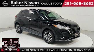Used 2021 Nissan Kicks SV image 1