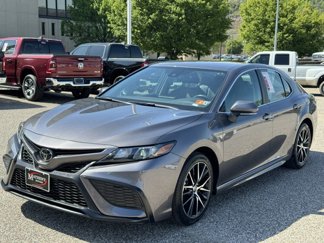 Used 2023 Toyota Camry SE image 1