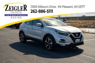 Used 2022 Nissan Rogue Sport SL w/ Premium Package image 1