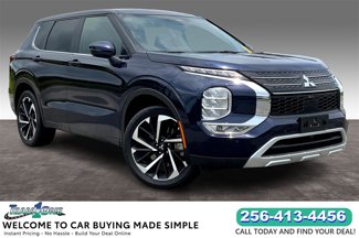 Used 2023 Mitsubishi Outlander SE image 1
