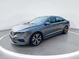 Used 2020 Volkswagen Passat 2.0T SEL image 1
