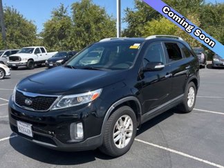 Used 2015 Kia Sorento LX image 1