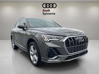 Certified 2024 Audi Q3 2.0T Premium w/ Convenience Package image 1
