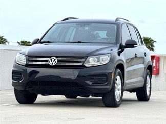 Used 2017 Volkswagen Tiguan S image 1