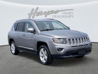 Used 2015 Jeep Compass High Altitude image 1