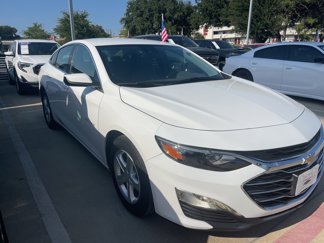 Used 2023 Chevrolet Malibu LT image 1